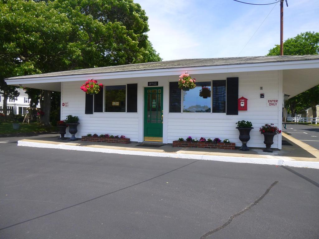 Falmouth Heights Motor Lodge Extérieur photo